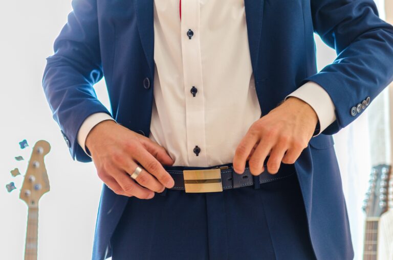 Como ser um homem elegante com pouco dinheiro? Como ser um homem elegante com pouco dinheiro?