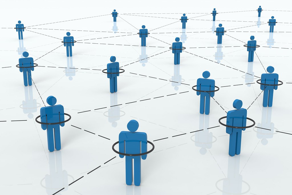 Como fazer networking e ampliar seus contatos profissionais