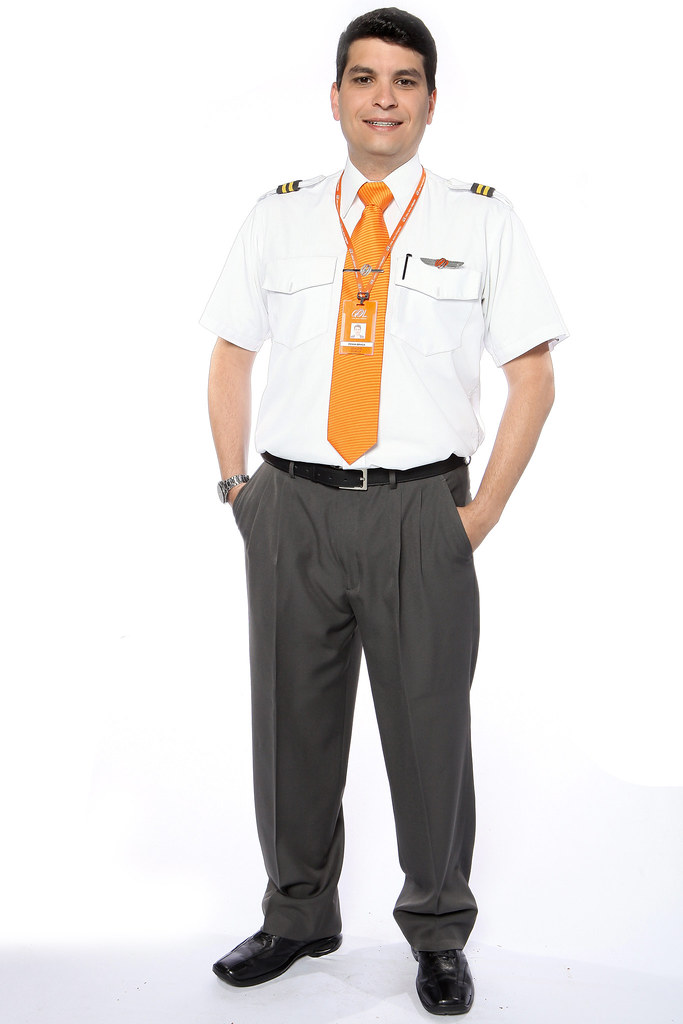Elegância do uniforme: dicas para se destacar com estilo