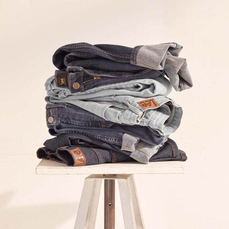 9-melhores-jeans-para-homens-com-coxas-grandes-em-2024
