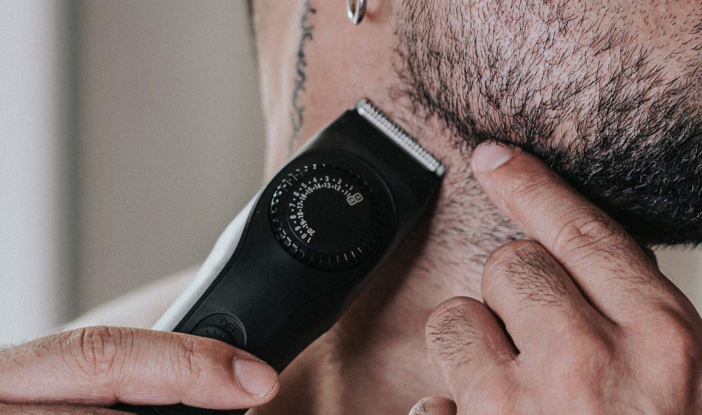 8-melhores-aparadores-de-barba-ajustaveis:-utilitario-suave-trim-em-2024