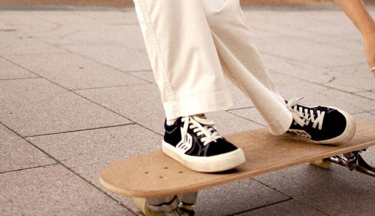 7-sapatos-como-vans-–-alternativas-semelhantes-para-qualquer-dia-em-2024