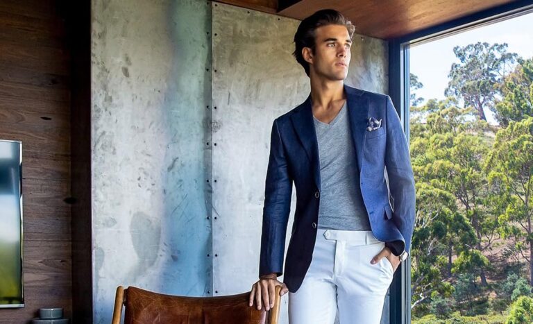 Como usar blazer masculino: do trabalho à balada, do inverno ao verão Blazers Marinho para homens: praticidade atemporal