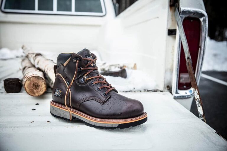 Botas com biqueira de aço confortáveis para homens 9-botas-com-biqueira-de-aco-mais-confortaveis-para-homens-em-2024
