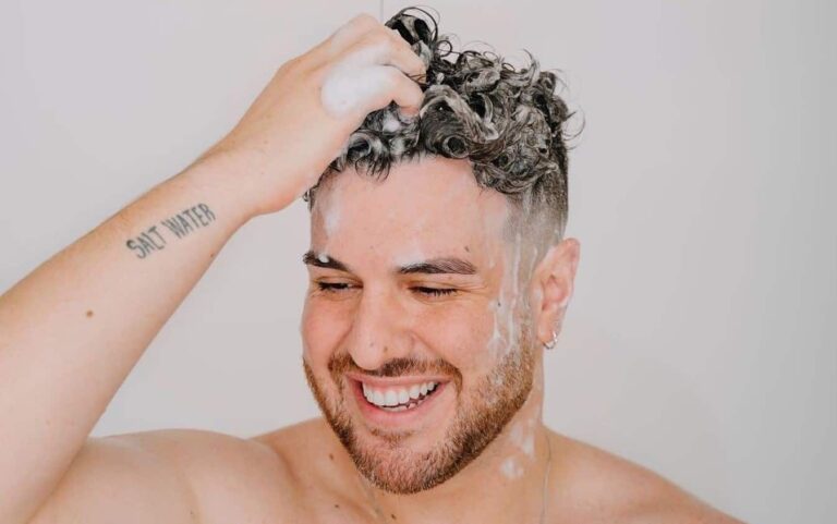 Shampoo para homens com cabelos oleosos – couro cabeludo mais limpo 8-melhores-shampoo-para-homens-com-cabelos-oleosos-–-couro-cabeludo-mais-limpo-para-2024