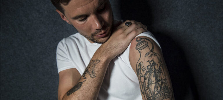 Ideias de tatuagem de braço para combinar com o estilo de cada homem ideias-de-tatuagem-de-braco-para-combinar-com-o-estilo-de-cada-homem
