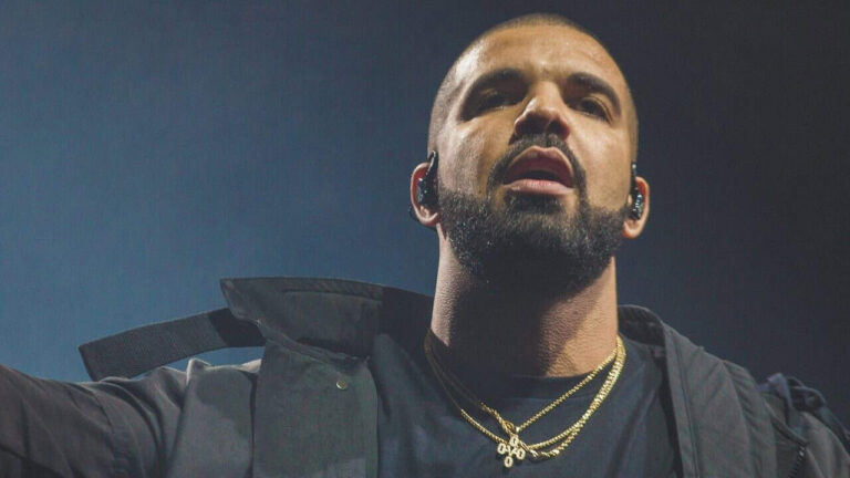 como-se-vestir-como-drake:-guia-de-estilo-para-o-rapper-iconico